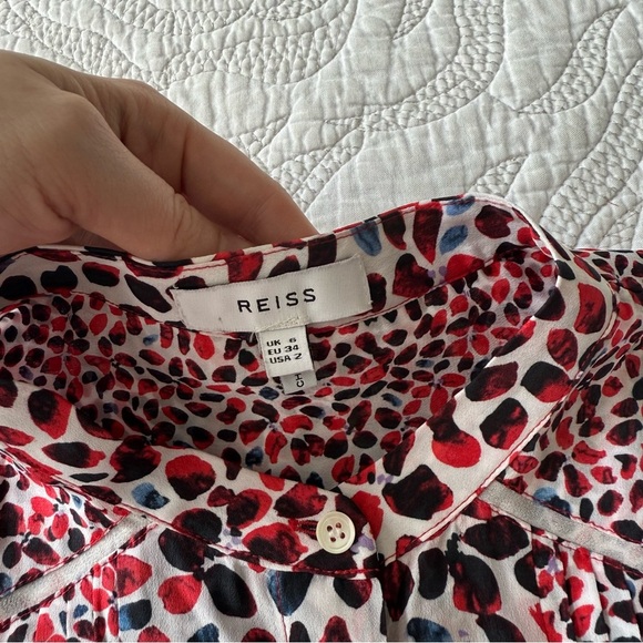 Reiss - Ottilie Floral Printed Blouse - Red Motif - Picture 7 of 14